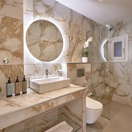 Athens City Suites Hotel *