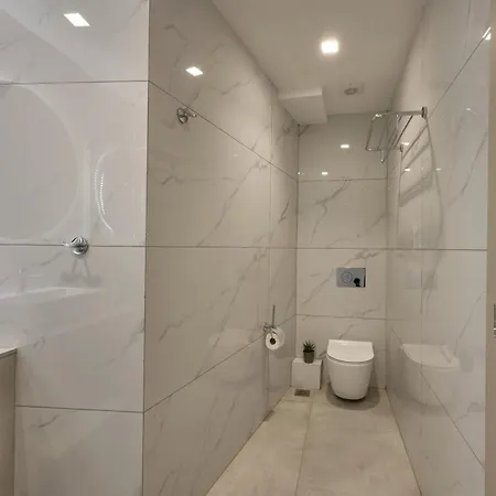 Athens City Suites Hotel *